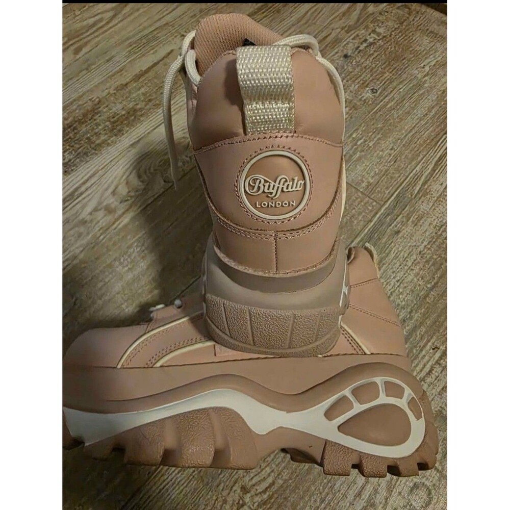 Buffalo London Women's Pink Platform Lace-Up Leather Sneaker EU 39 US 8.5 Barbie